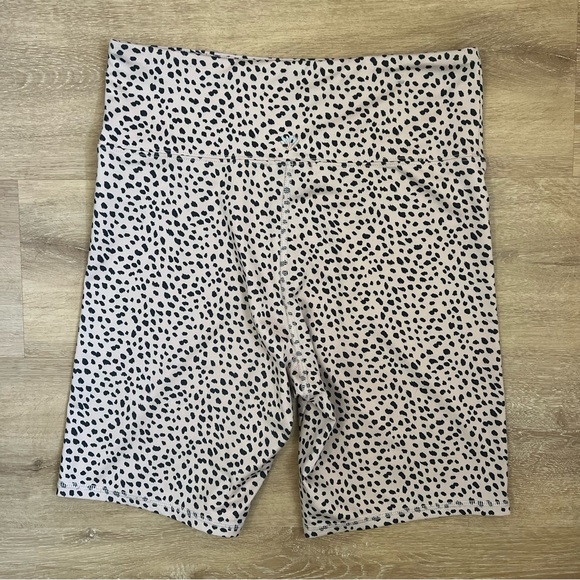 Forever 21 Leopard Print Bike Shorts - Picture 4 of 4